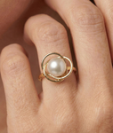 Lexi-Ring mit weißer Südseeperle – Zusatzbild