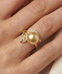 Eva-Ring mit goldener Südseeperle und Diamanten - Zweites Bild