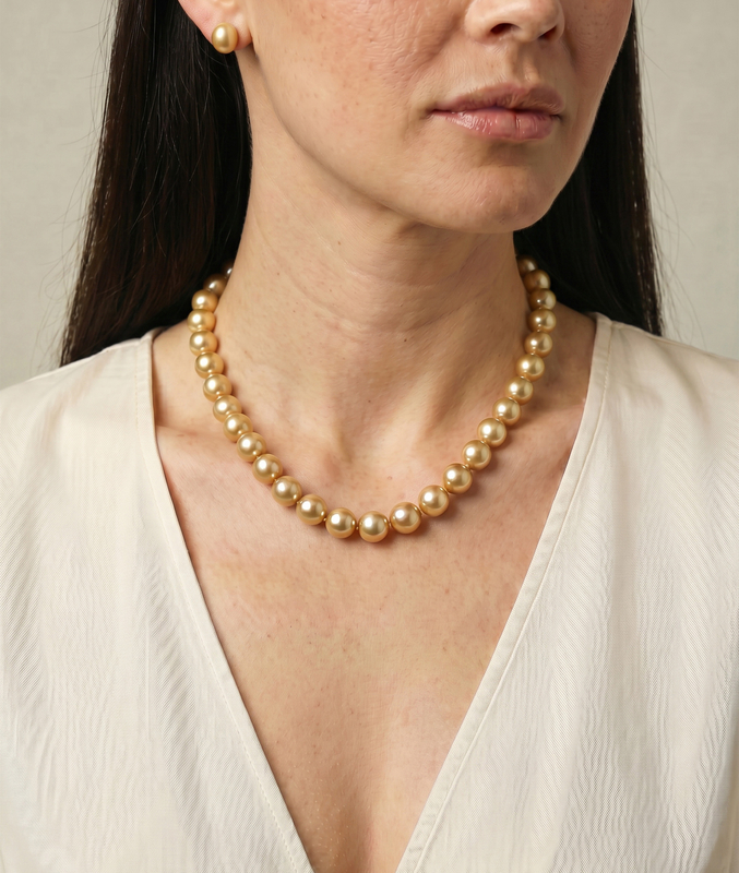 12–14 mm Goldene Südsee-Oval-Perlenkette – AAAA-Qualität – Modelbild