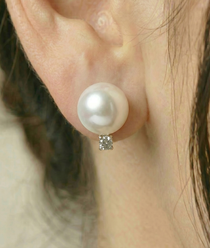 Sasha-Ohrringe mit weißen Südseeperlen und Diamanten - Zusatzbild