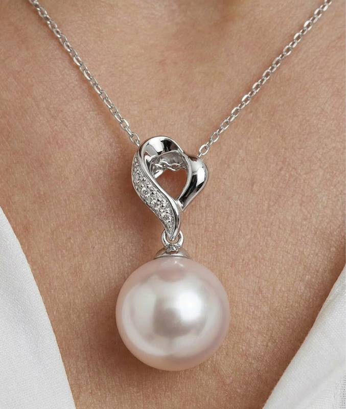 Akoya-Perlen- & Diamant-Anhänger Melissa – Zusatzbild