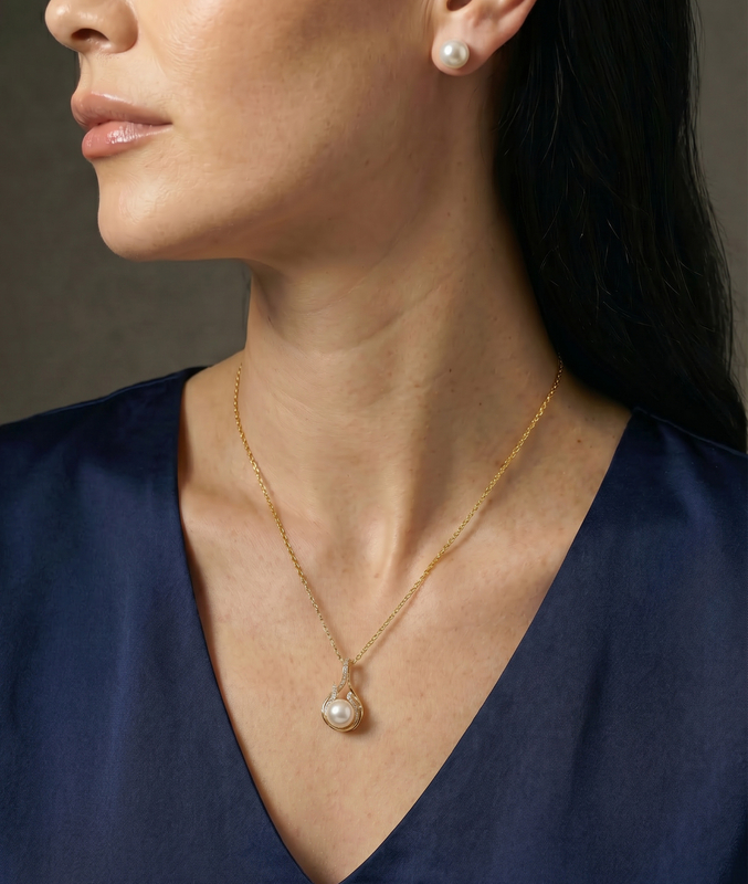 Layla Anhänger mit Südseeperle & Diamant