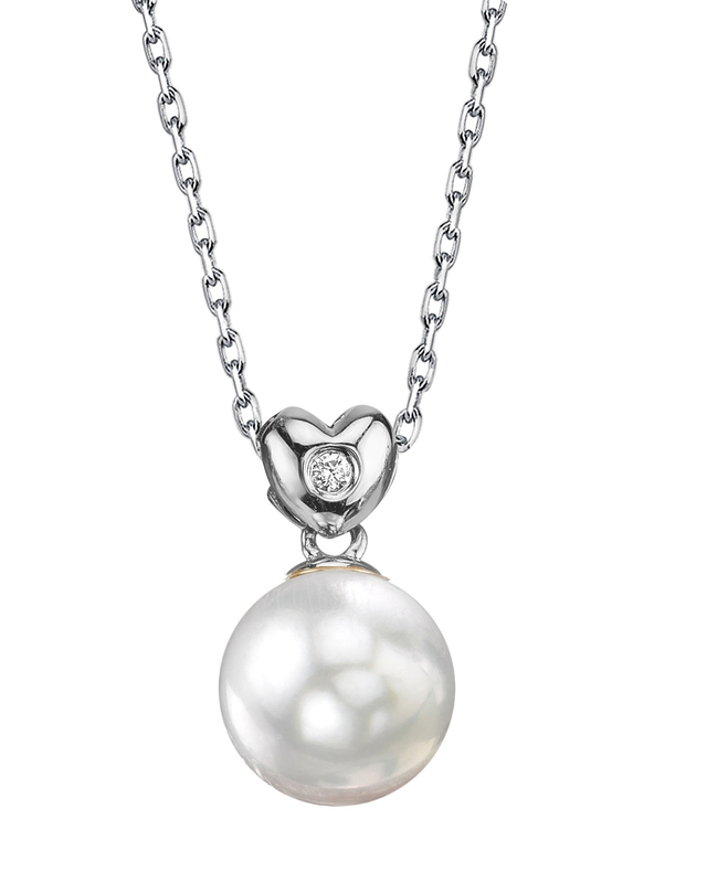 Anhänger Lev mit weißer Südseeperle und Diamant