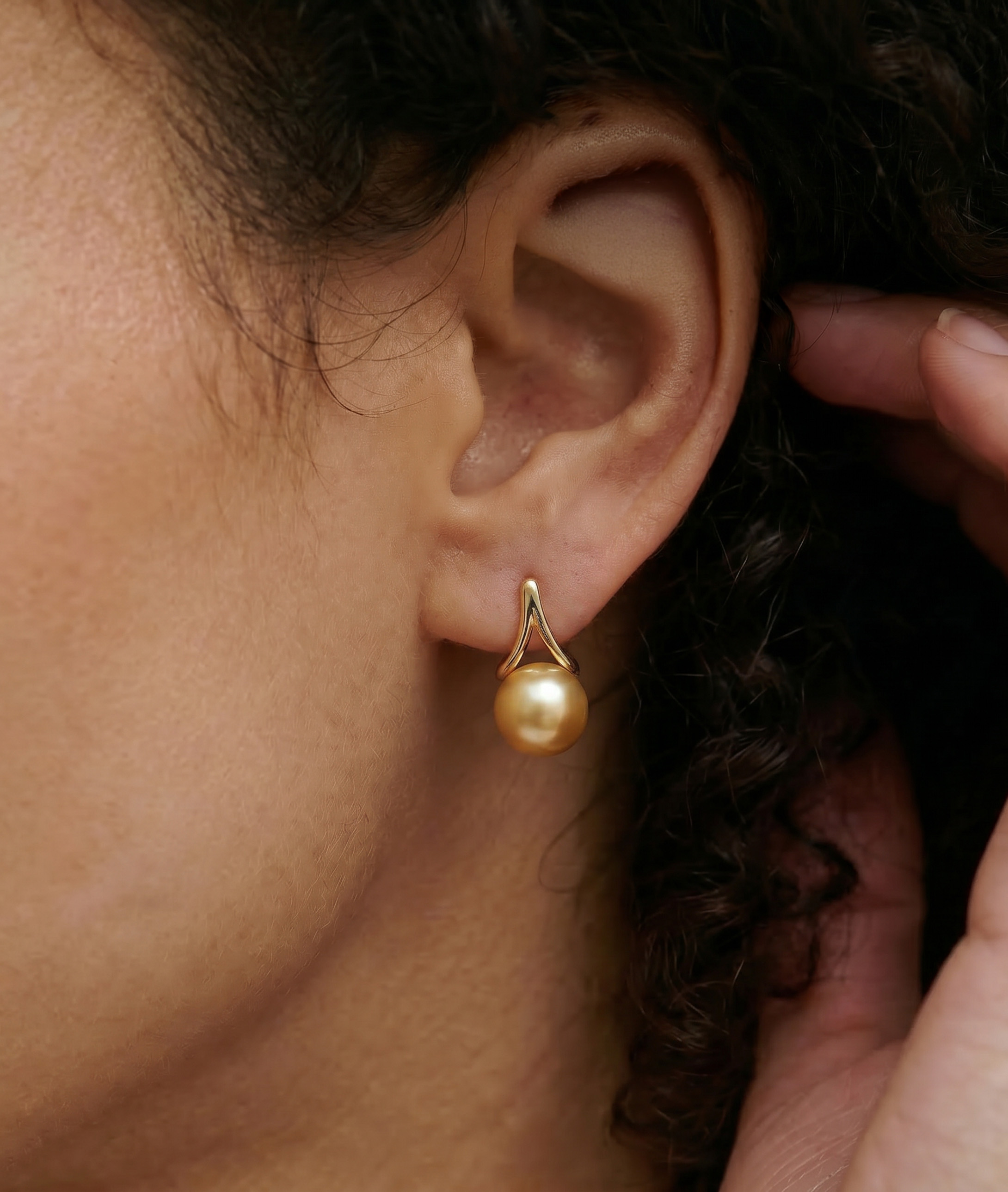 ~Golden Pearl Lindsey Earrings - Secondary Image~