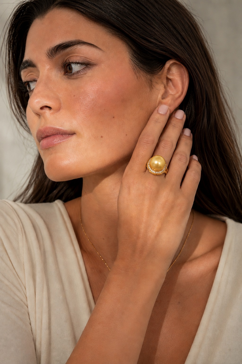 Goldene Perle & Diamant Bella-Ring - Modellbild