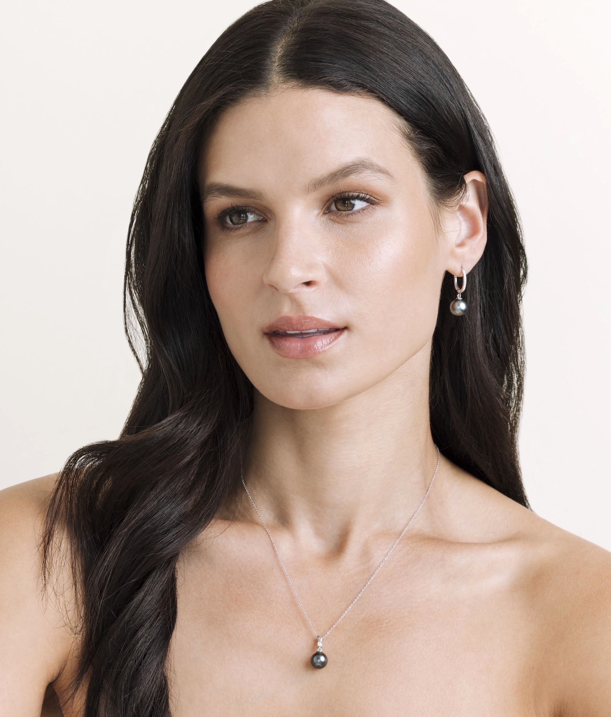 Michelle Schmuckset mit tahitischen Südseeperlen und Diamanten - Zweites Bild