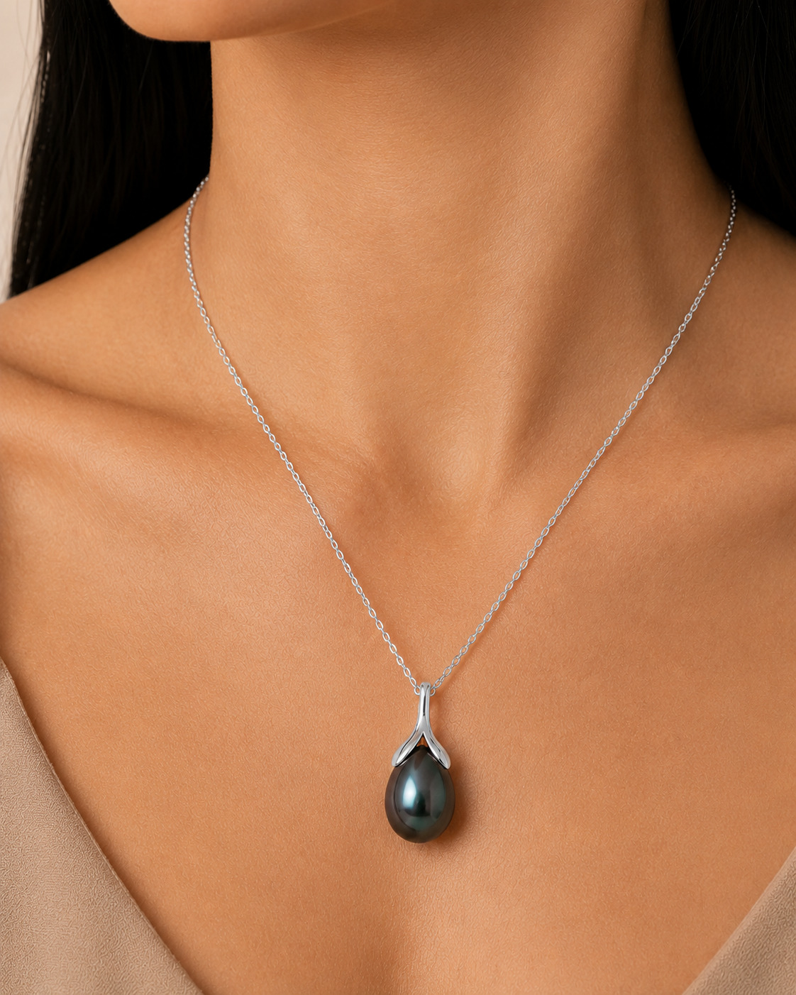 Rosévergoldeter Olive-Anhänger mit 10–11 mm Tahiti-Südseeperle - Zusatzbild