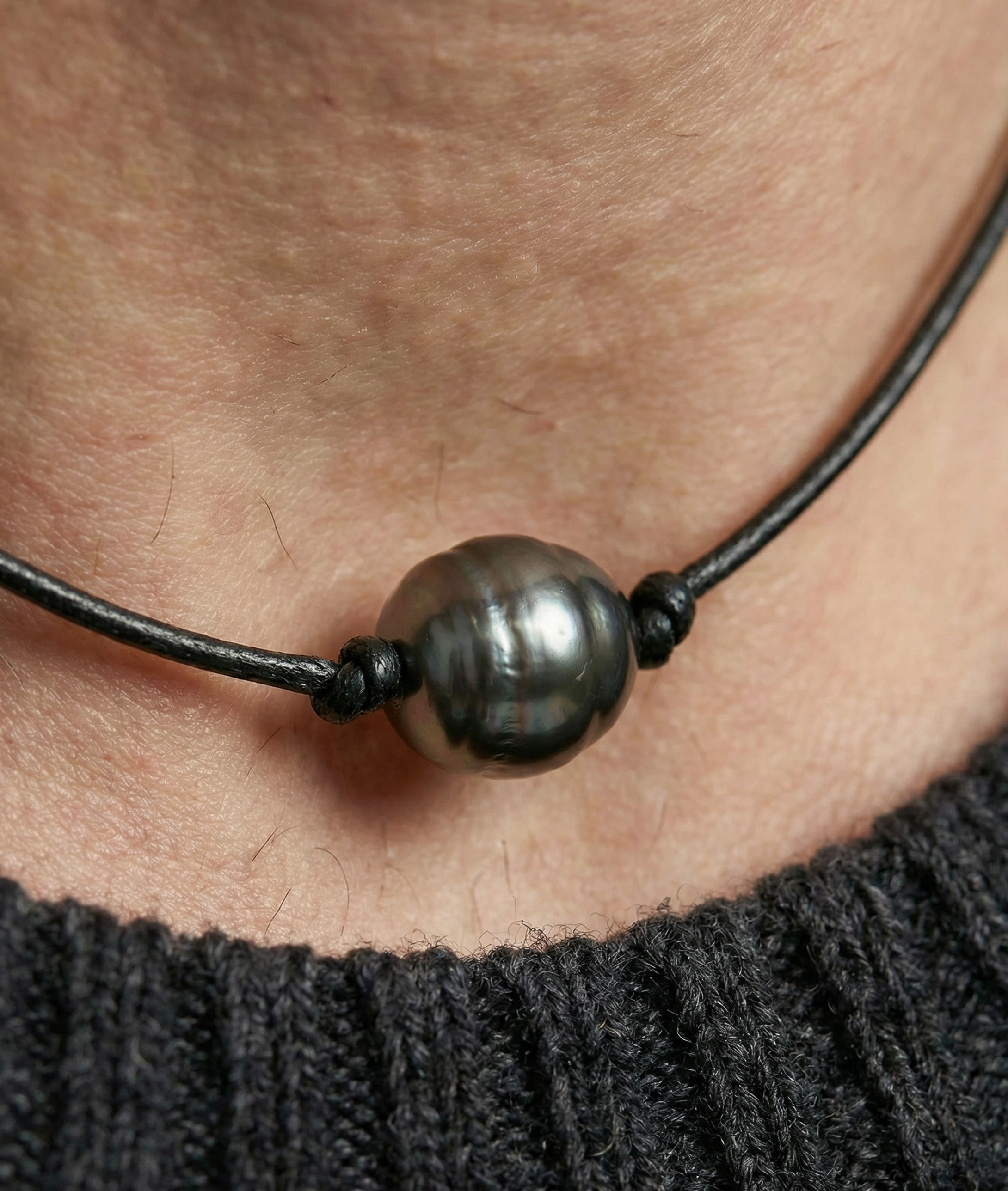 Verstellbare Herren-Lederkette mit Tahiti-Barockperle - Zweites Bild